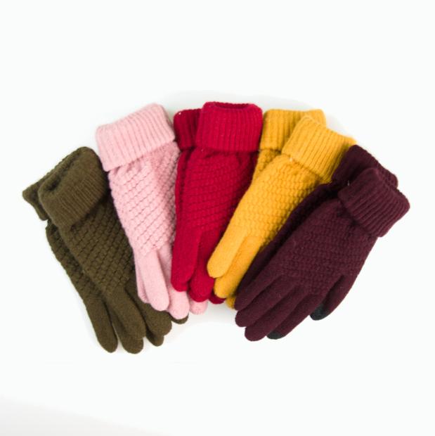 Dámske prstové pletené rukavice vyteplené - mix farieb