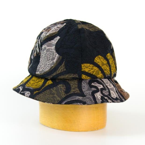 Dámsky dielkový klobúk pestrofarebný