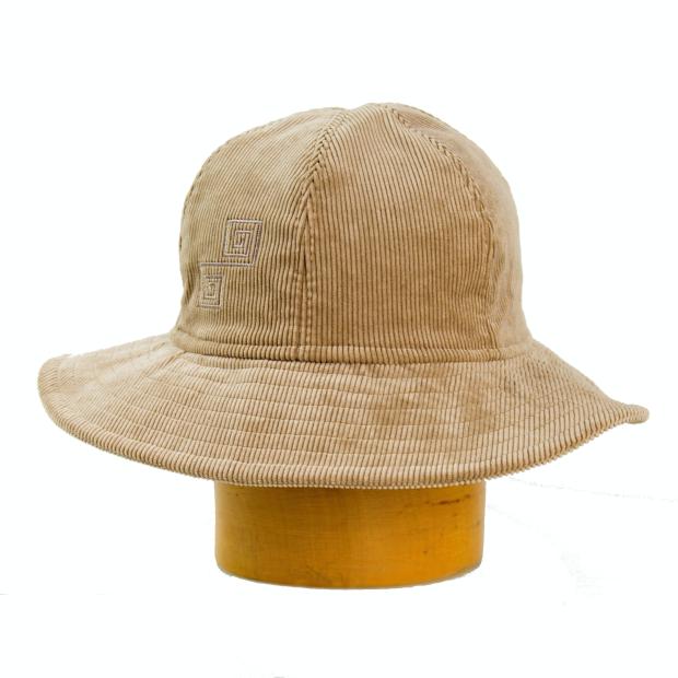 Dámsky menčestrový klobúk