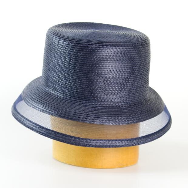 Dámsky modelový klobúk