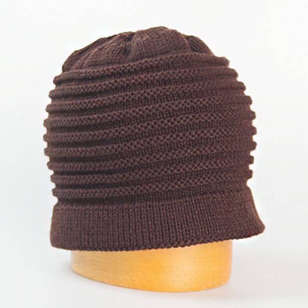 Dámsky pletený klobúk