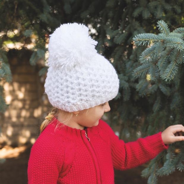 Dievčenská pletená dvojitá čiapka s brmbolcom