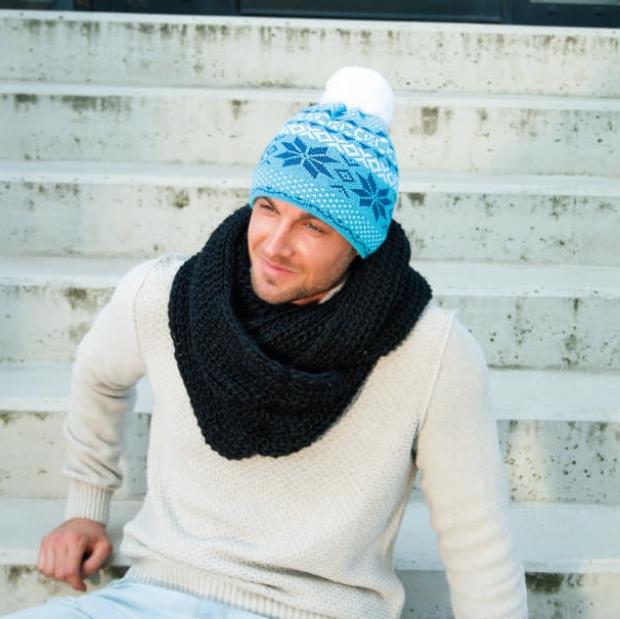Unisex pletená čiapka s nórskym vzorom a brmbolcom - originál